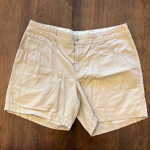 Columbia 5-Pocket 6” Inseam Shorts